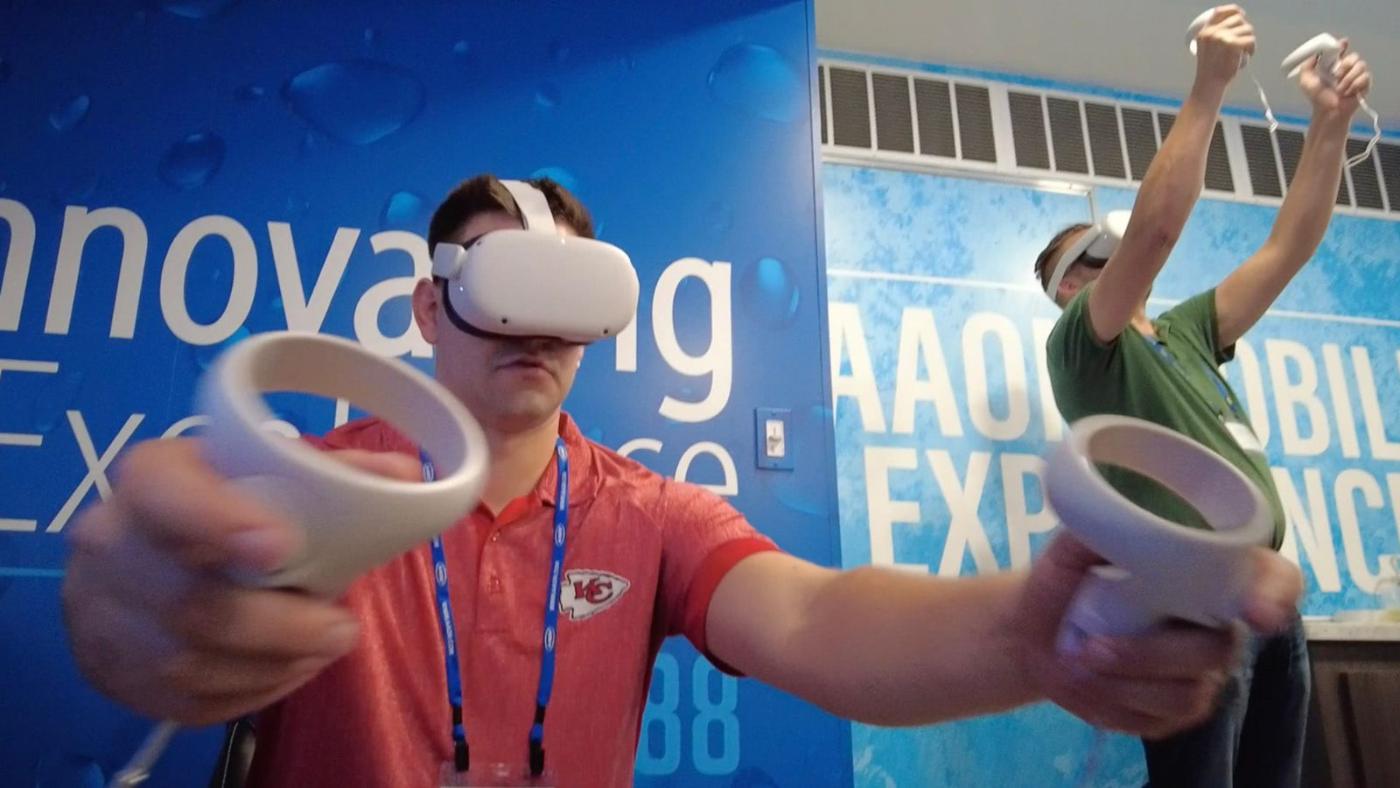 Customer in VR